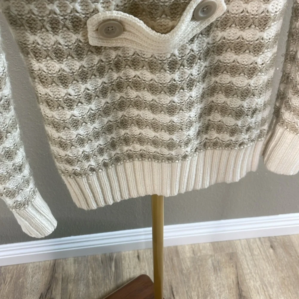 Arizona cream & taupe button down cardigan size small - Picture 7 of 8